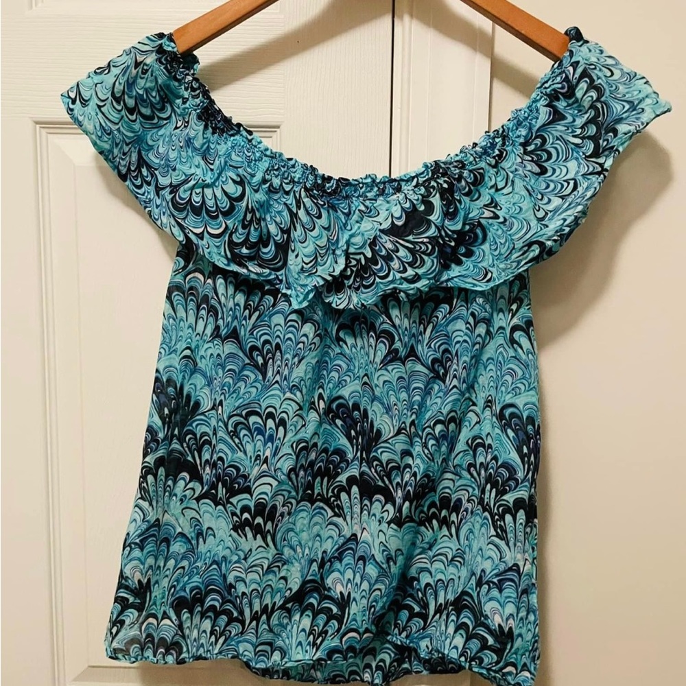 Michael Kors size M summer blouse